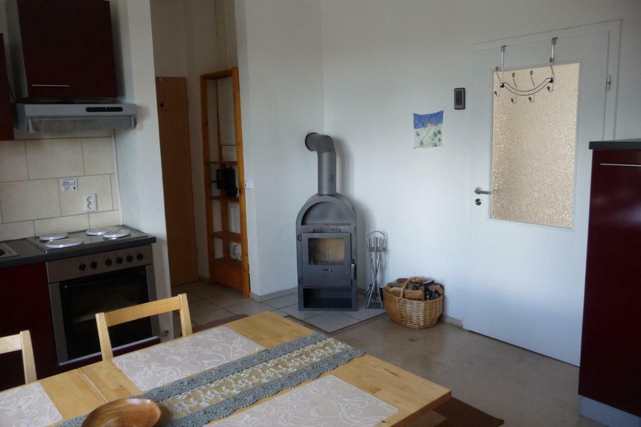 Haus Bergwiese - für Naturfreunde, Familien, Wanderer Gehlberg Exterior foto